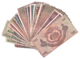 Vegyes 29db-os nagyobbrészt pengő bankjegy tétel, közte négy darab forinttal