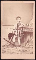 cca 1860-1870 Rudolf főherceg gyerekkori portréja, keményhátú fotó, vizitkártya, 10,5x6 cm