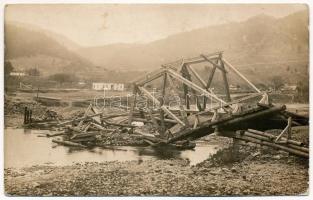 1912 Lugos, Lugoj; árvíz, összedőlt fa híd / flood, collapsed wooden bridge. photo