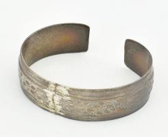 Ezüst(Ag) karperec, jelzett, javított, 5,5×6,5 cm, nettó: 68 g