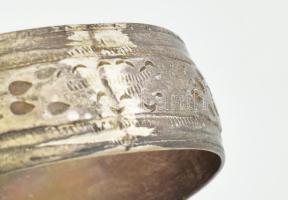 Ezüst(Ag) karperec, jelzett, javított, 5,5×6,5 cm, nettó: 68 g