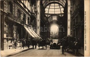 1923 Milano, Milan; Galleria Vittorio Emanuele dalla Via Tommaso Grossi / street view, shops, automobile (EK)