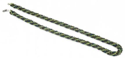 Üveggyöngy nyaklánc, h: 65 cm