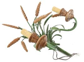 Búzakalász formájú falilámpa. Kétágú, gyertyaizzós. Festett fém, fa. Kopásnyomokkal, nincs kipróbálva. 36x36 cm