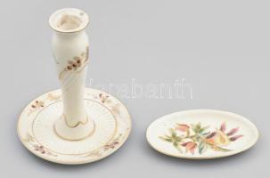 Zsolnay porcelán gyertyatartó és kis tálka, kézzel festett, jelzett, kis kopásnyomokkal, gyertyatartó viaszmaradványokkal, m: 14 cm