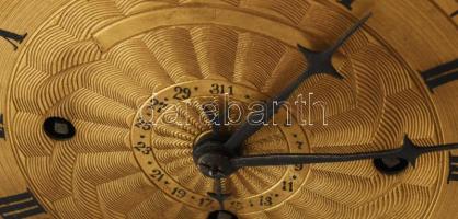 cca 1860-1910 naptáras kandallóóra, "házmesteróra", kis sérüléssel és hiánnyal. Hibátlan, ...