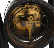 cca 1860-1910 naptáras kandallóóra, "házmesteróra", kis sérüléssel és hiánnyal. Hibátlan, ...