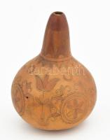 1891 Tubákos szelence. Körte formájú festett díszes fa feliratozott 9 cm