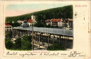 1905 Bártfa, Bártfafürdő, Bardejovské Kúpele, Bardiov, Bardejov; Templom tér és az Orvos-forrás. Eschwig Ede F. kiadása. Hajts Kornél felvétele / spa, spring source, promenade (EK)