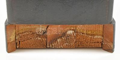 Ezüstözött ló szobor. Fa alapon, Jelzett, Egyik füle hiányzik, több helyen javított, 1939-es köszönő...