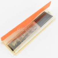 1963 Felvételsorozat egy oldalkocsis motorkerékpárról, a negatívtárolására használt papír eredeti fe...