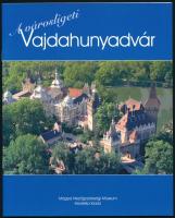 A városligeti Vajdahunyadvár (2 db). Szerk.: Estók János. Bp., 2007, Magyar Mezőgazdasági Múzeum - Kreatéka. Gazdag képanyaggal illusztrálva. Kiadói papírkötés.