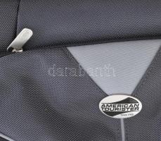 American Tourister börönd készlet két darabos. Új állapotban, eredeti dobozában. Nagyobbik 60x42 cm
