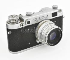 cca 1960 FED-2 szovjet fényképezőgép, Industar-26M 1:2,8/50 mm objektívvel, eredeti tokjában, működő...