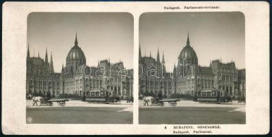 cca 1900 Budapest az országház villamossal és lovas kocsival. panoráma fotó