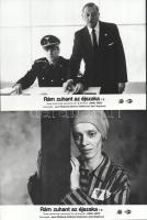 cca 1985 ,,Rám zuhant az éjszaka című csehszlovák film jelenetei és szereplői, 6 db vintage produkciós filmfotó ezüst zselatinos fotópapíron, a használatból eredő (esetleges) kisebb hibákkal, 18x24 cm