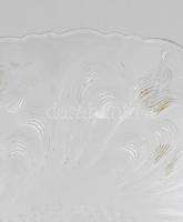 Üveg tortás tál, formába préselt, hibátlan d: 21 cm