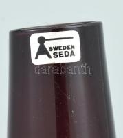 Seda scéd design üveg váza. Jelzett, anyagában színezett, hibátlan 22 cm