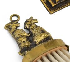 3 db judaika és egyéb réz emléktárgy: menóra, kefe, bagoly m: 12 cm-ig