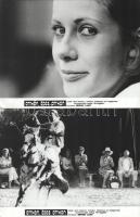 cca 1973 ,,Otthon, édes otthon" című belga filmvígjáték jelenetei és szereplői, 7 db vintage produkciós filmfotó ezüst zselatinos fotópapíron, minden kép sarka gyűrődött, 18x24 cm