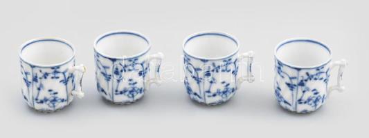 4 db Sevres porcelán mokkás csésze Máz alatti kék festéssel, jelzett, kis kopással 6 cm