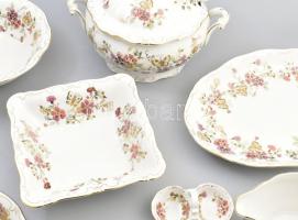 Zsolnay pillangó mintás nyolc! személyes étkészlet, kiegészítőkkel. Kézzel festett, jelzett, hibátla...