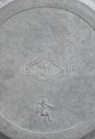 4 db porcelán betétes ón keretes tányér. Egyik repedt d: 11 cm