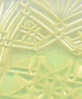 2 db uránzöld kristály tálka, kissé karcos, d: 14 cm