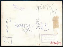 1968 FTC-Leeds labdarúgómérkőzés, 3 db sajtófotó, a hátoldalon feliratozva, pecséttel jelzettek, rag...