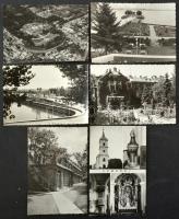 Kb. 100 db MODERN (1950-1960) magyar fekete-fehér retro város képeslap / Cca. 100 modern Hungarian black and white retro town-view postcards