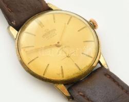 Cornavin kvarc karóra, bőr szíjjal, működik, számlap enyhén karcos, d: 3,2 cm