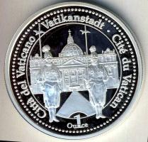 Vatikán 2005. "Svájci Gárda - Vatikánváros" Ag 1oz. 31,2g emlékérem T:PP