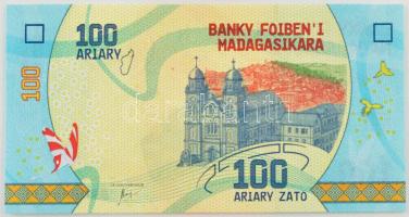 Madagaszkár 2017. 100A T:UNC
Madagascar 2017. 100 Ariary C:UNC
Krause P#97
