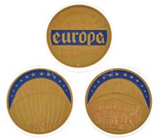 1998. ECU / Deutschland aranyozott, részben színezett emlékérem (42,5mm) + 1999. ECU / Europa aranyozott, részben színezett emlékérem (42,5mm) + 2000. Europe - Europa aranyozott, részben színezett emlékérem (42,5mm) T:PP