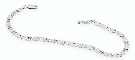 Ezüst(Ag) csillagmintás karkötő, jelzett, h: 20 cm, nettó: 5,2 g