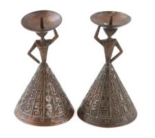 Iparművész női alakos gyertyatartó pár, bronzlemez, jelzés nélkül, m: 10 cm