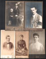 cca 1890-1910 Vegyes fotó tétel, nagyrészt budapesti műtermek fotói (11 db), de közte 1 db pécsi és ...