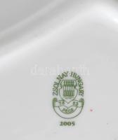 Zsolnay 4 részes kínáló tálka szett, aranyozott szegélyű, fehér mázas porcelán, jelzett, minimális k...