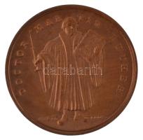 Német Államok 1817. "Luther Márton" kétoldalas bronz utánveret a reformáció 300. évfordulójára műanyag tokban és tanúsítvánnyal (30mm) T:AU patina German States 1817. "Martin Luther" two-sided bronze restrike for the 300th anniversary of the reformation in plastic case with certificate (30mm) C:AU patina