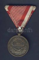 Bronz Vitézségi Érem "Der Tapferkeit" Br hadi érdemérem, szalaggal T:2