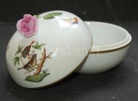 Herendi jelzéssel és sorszámmal ellátott bonbonier kidomborodó rózsa dísszel, 11,5cm-es átmérővel és hibátlan állapotban