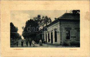 Gurahonc, Honctő, Gurahont; Vasút utca. W.L. Bp. 5298. Weiszberger Sámuel utóda kiadása / street view (fa)