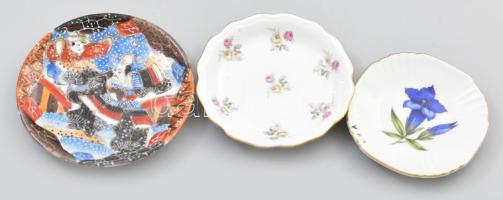 3 retro porcelán tálka, Aquincum, japán, Cottier Fréres, egyik repedéssel, d: 8-10 cm