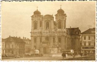 Temesvár, Timisoara; templom, autóbuszok / church, autobuses. photo (non PC) (EK)