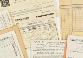 cca 1930 Autós témájú papírrégiség: számlák, fejléces levél, stb