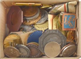 ~1800g vegyes, főleg magyar szocialista sportérem, díjérem T:vegyes