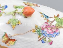 Herendi Viktória mintás bonbonier eperrel a tetején, kézzel festett, teteje ragasztott, jelzett, 18,...