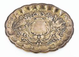 Ezüst(Ag) ornamentikus, madaras plasztikus mintával díszített tálka, jelzett, 9×7 cm, nettó: 16,2 g