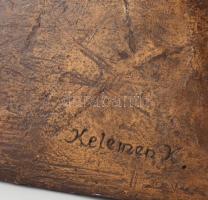 1967 Kelemen Kristóf: Női büszt. Festett gipsz, jelzéssel, kis kopással, m: 51 cm CSAK SZEMÉLYES ÁTV...