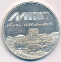 DN "Gróf Széchenyi István / MHB Magyar Hitelbank Rt" jelzett Ag emlékérem (34,40g/0.835/42...